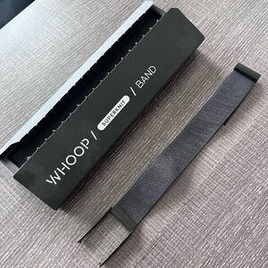 New in Box Whoop 4.0 Superknit Band Charcoal Gray Black